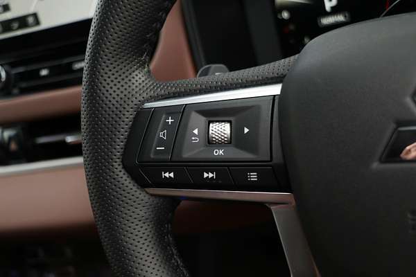 2025 Mitsubishi Outlander Exceed Tourer ZM