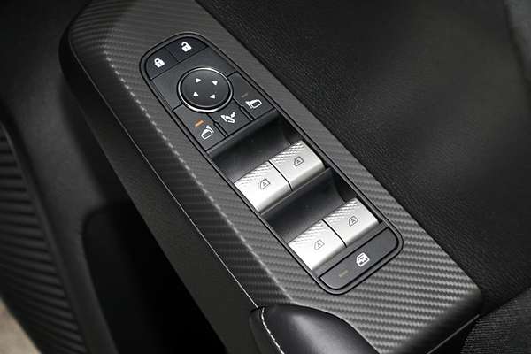 2025 Mitsubishi Outlander LS ZM