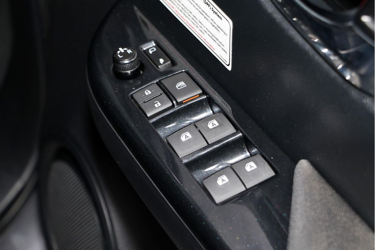 2021 Toyota Hilux SR5 GUN126R 4X4