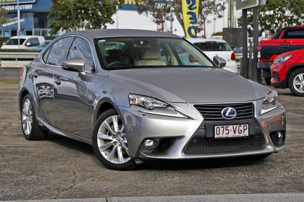 2014 Lexus IS IS300h Luxury AVE30R