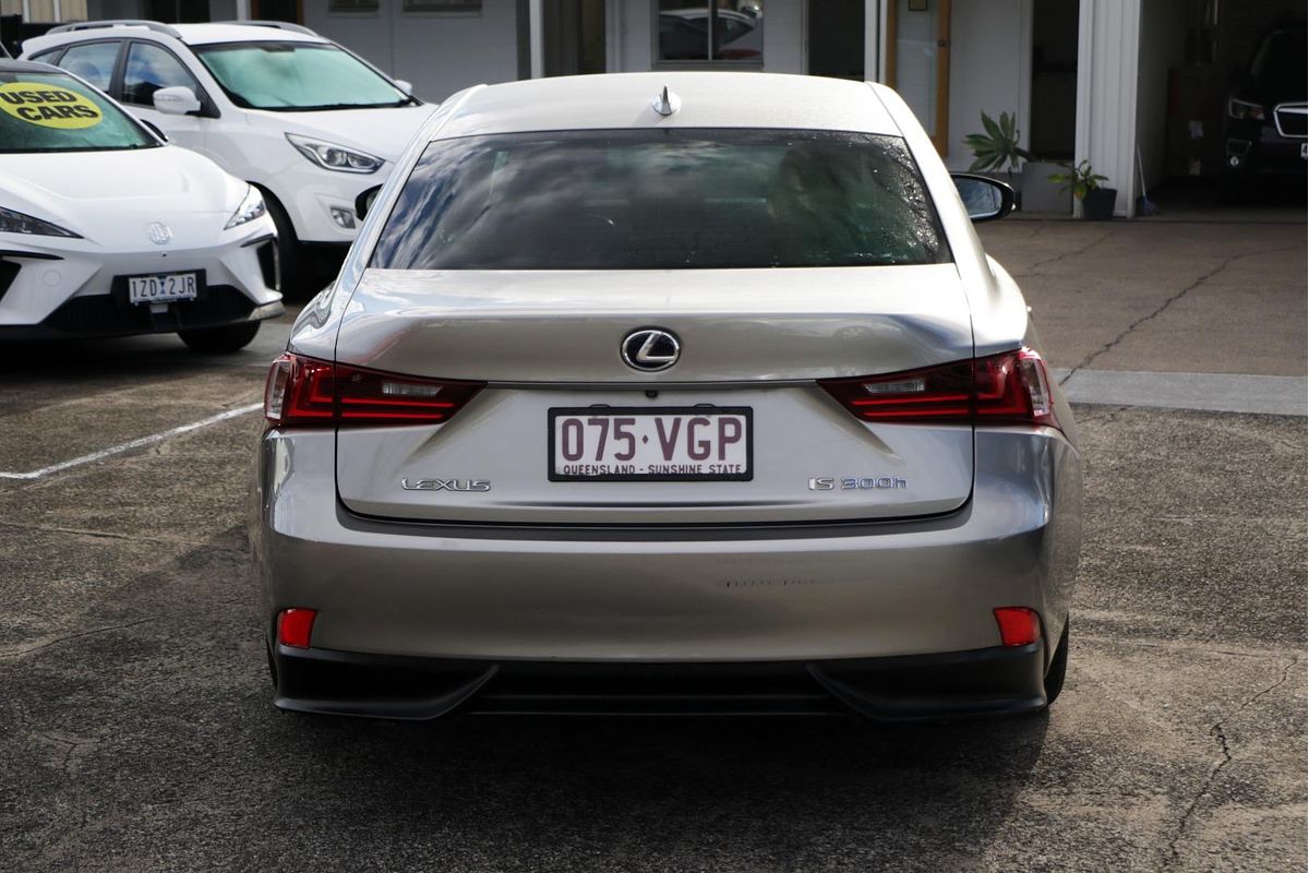 2014 Lexus IS IS300h Luxury AVE30R