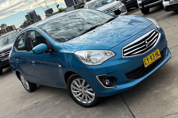 2014 Mitsubishi Mirage ES LA