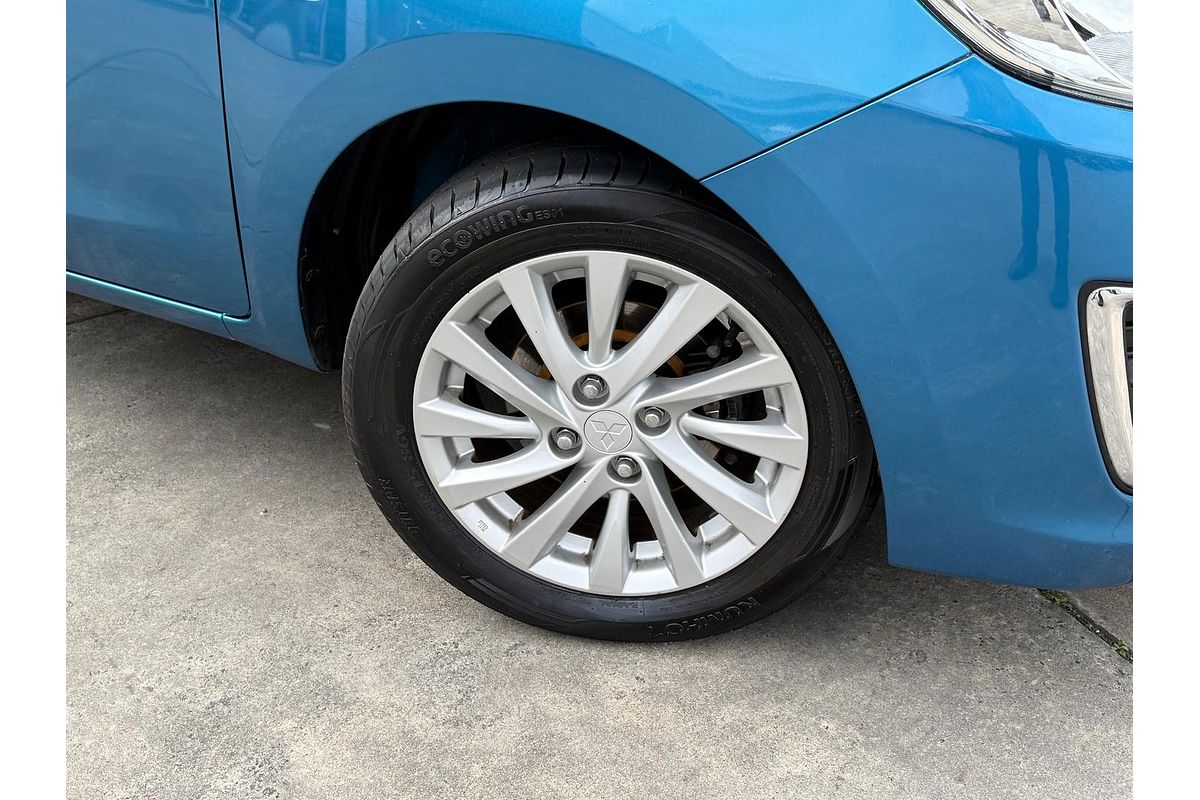 2014 Mitsubishi Mirage ES LA