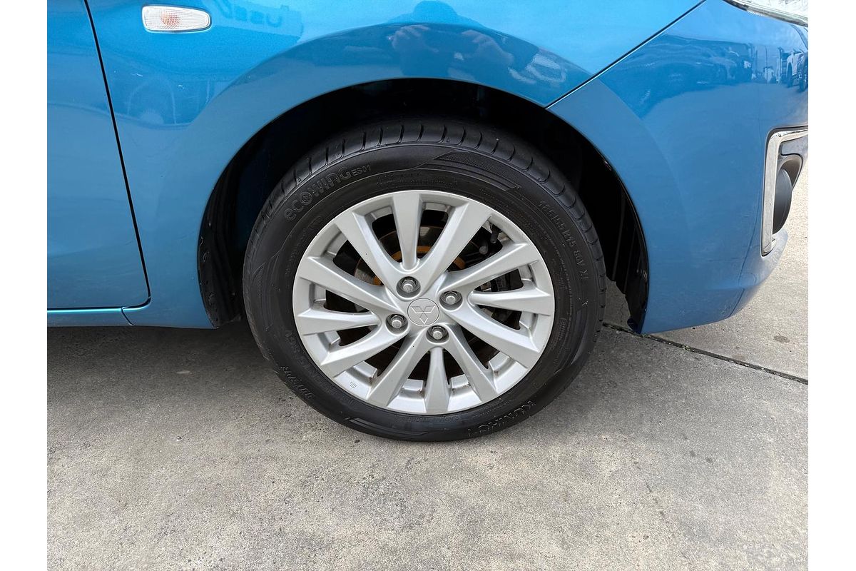 2014 Mitsubishi Mirage ES LA