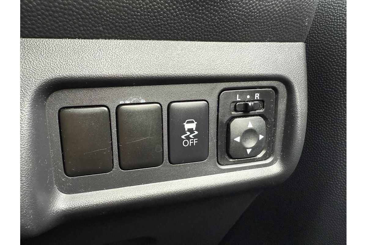 2014 Mitsubishi Mirage ES LA