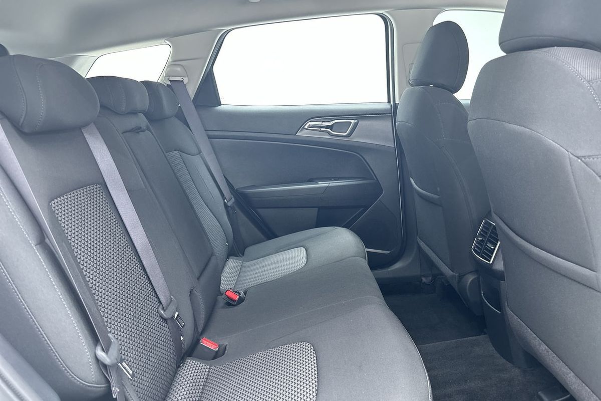 2024 Kia Sportage S NQ5
