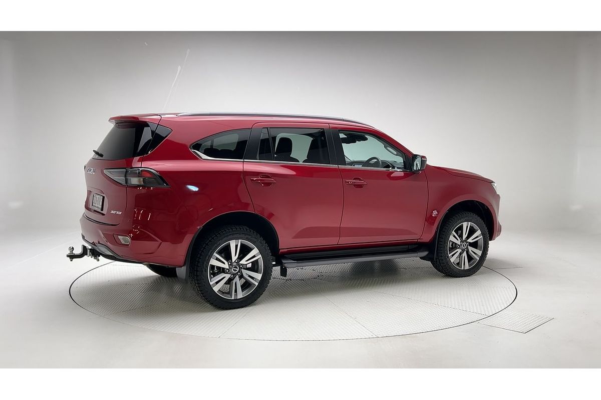 2024 Isuzu MU-X LS-T