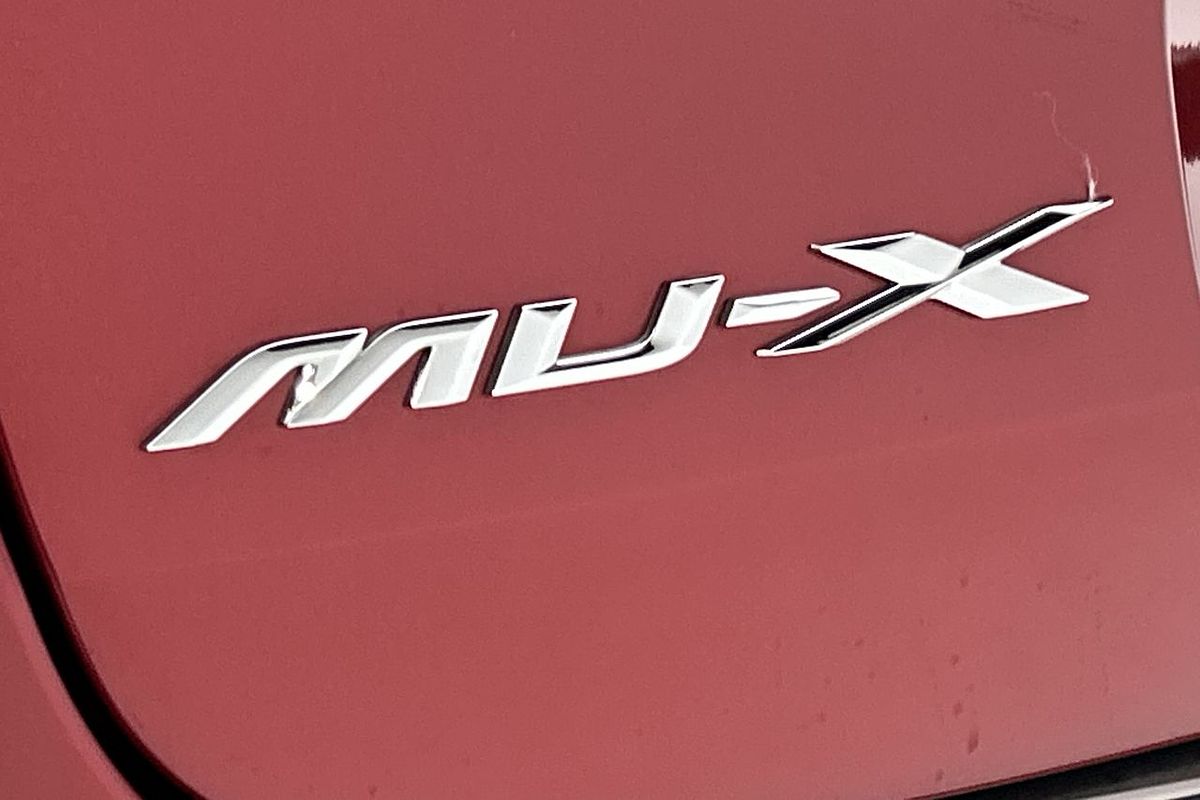 2024 Isuzu MU-X LS-T