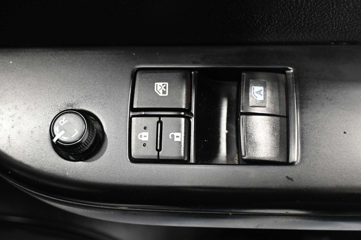 2019 Toyota Hilux Workmate TGN121R Rear Wheel Drive