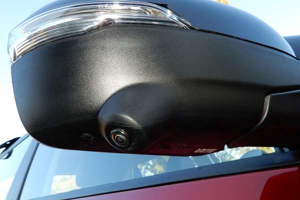 2025 Mahindra XUV 3XO AX7L