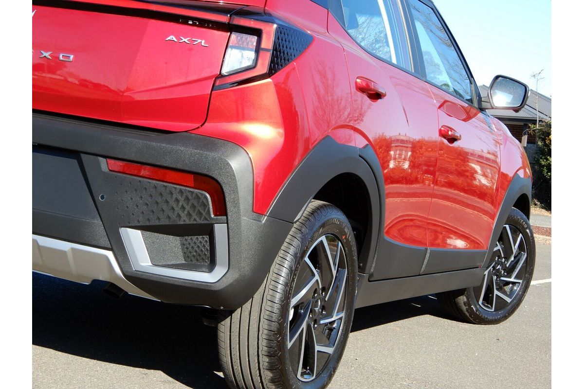 2025 Mahindra XUV 3XO AX7L