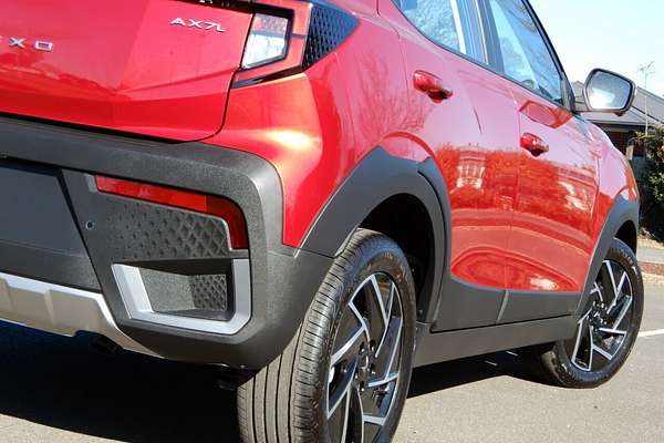 2025 Mahindra XUV 3XO AX7L