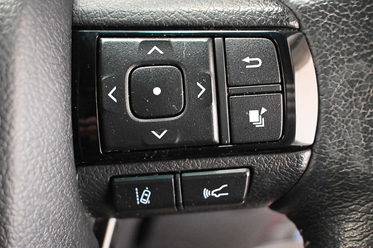 2020 Toyota Hilux Rugged X GUN126R 4X4