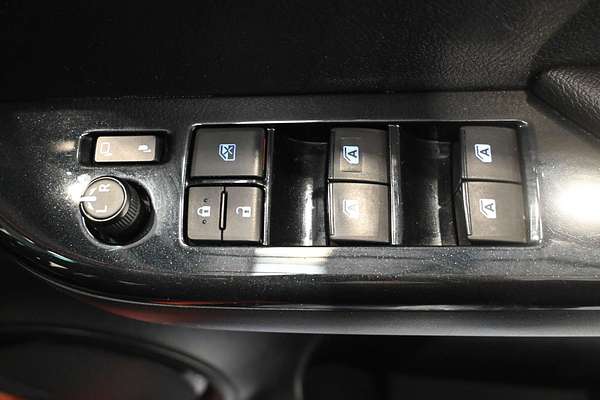 2020 Toyota Hilux Rugged X GUN126R 4X4
