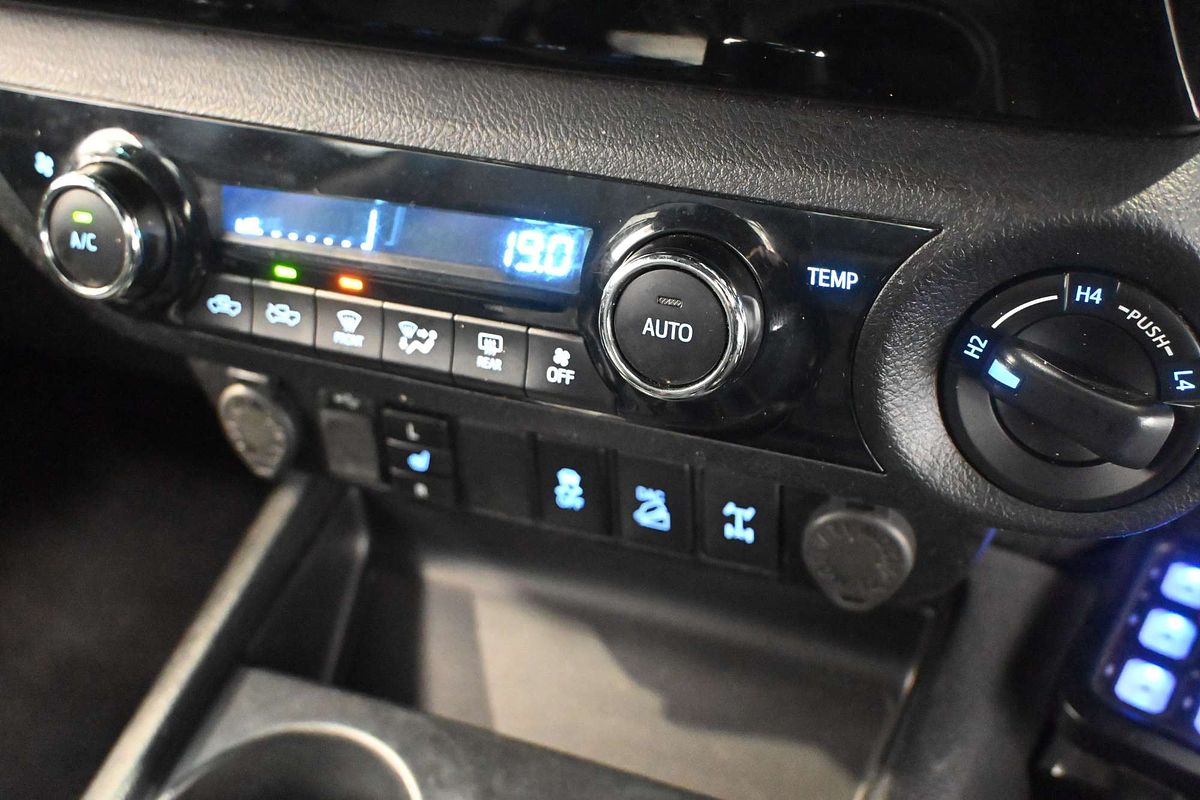 2020 Toyota Hilux Rugged X GUN126R 4X4