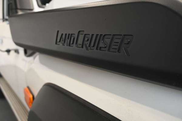2024 Toyota Landcruiser GXL VDJL79R