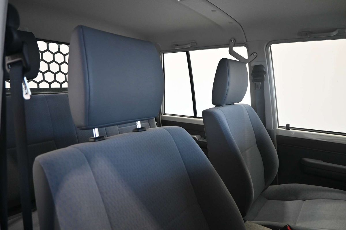 2025 Toyota Landcruiser GXL VDJL79R 4X4