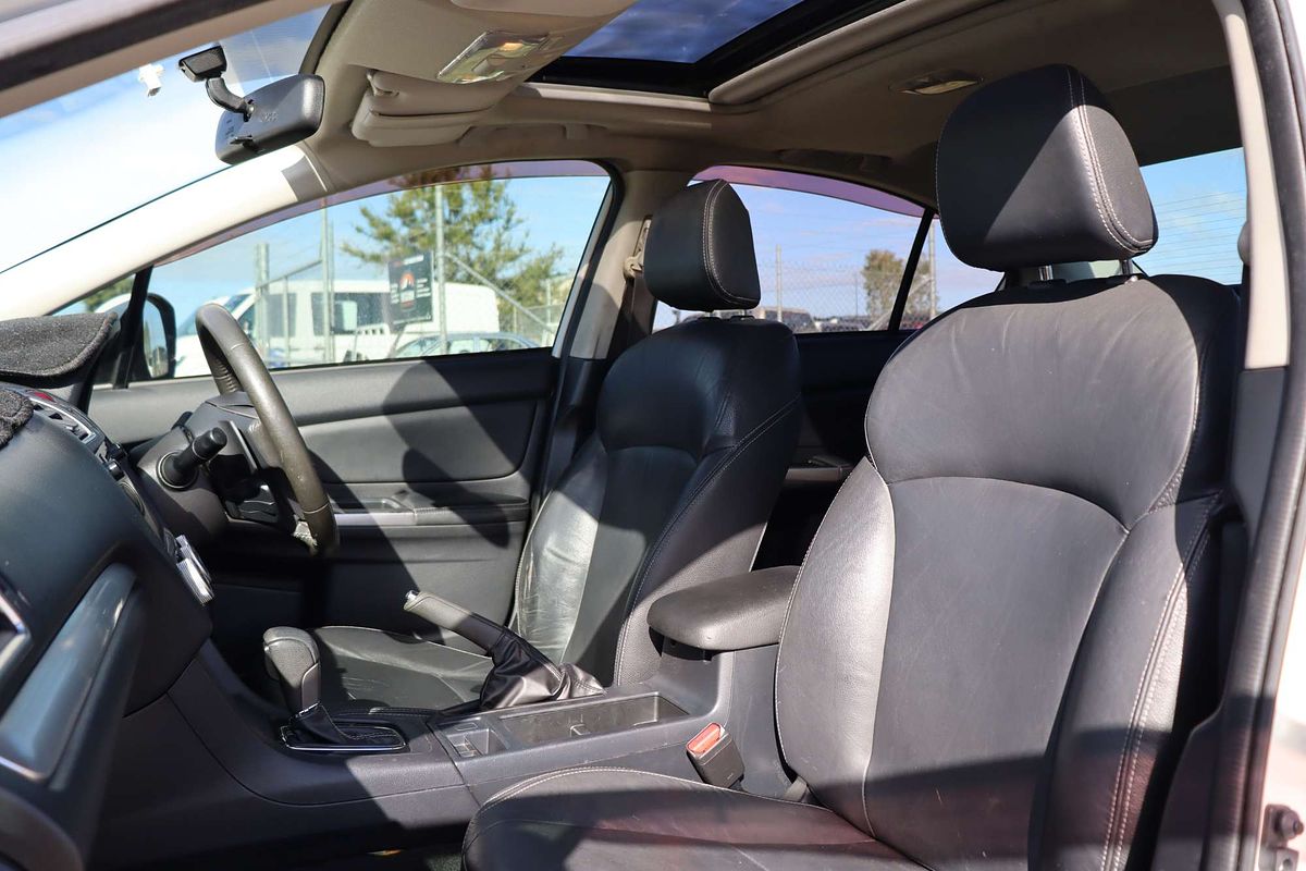 2015 Subaru Impreza 2.0i-S (AWD) MY14