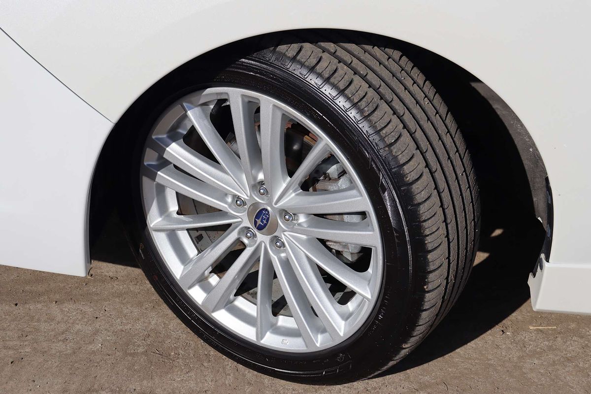 2015 Subaru Impreza 2.0i-S (AWD) MY14