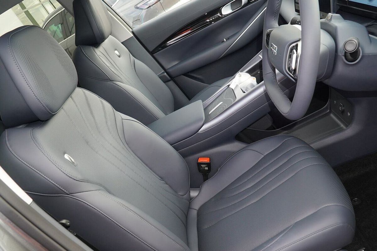 2025 Geely EX5 Inspire E245