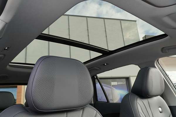 2025 Geely EX5 Inspire E245