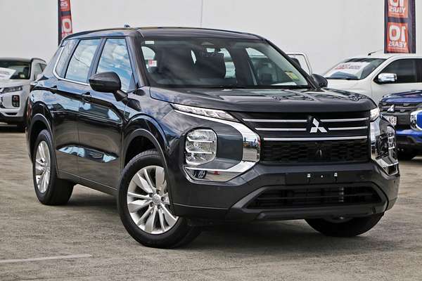 2025 Mitsubishi Outlander ES ZM