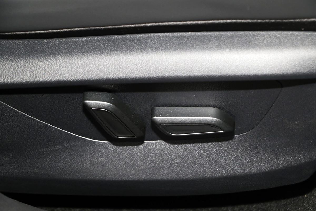 2025 MG MGS5 EV Essence 62 ZS3EM