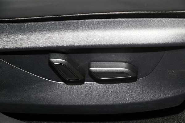 2025 MG MGS5 EV Essence 62 ZS3EM