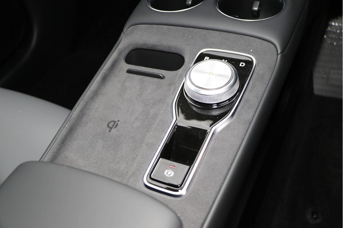 2025 MG MGS5 EV Essence 62 ZS3EM