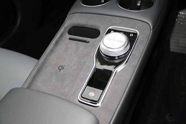 2025 MG MGS5 EV Essence 62 ZS3EM