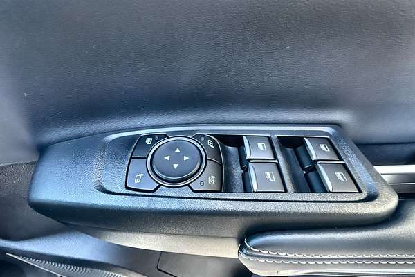 2025 Ford Everest Platinum 3.0L