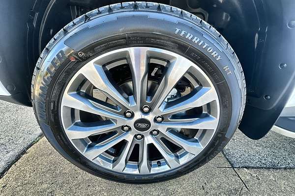 2025 Ford Everest Platinum 3.0L