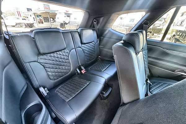 2025 Ford Everest Platinum 3.0L
