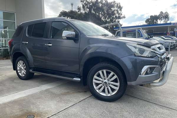 2018 Isuzu MU-X LS-T