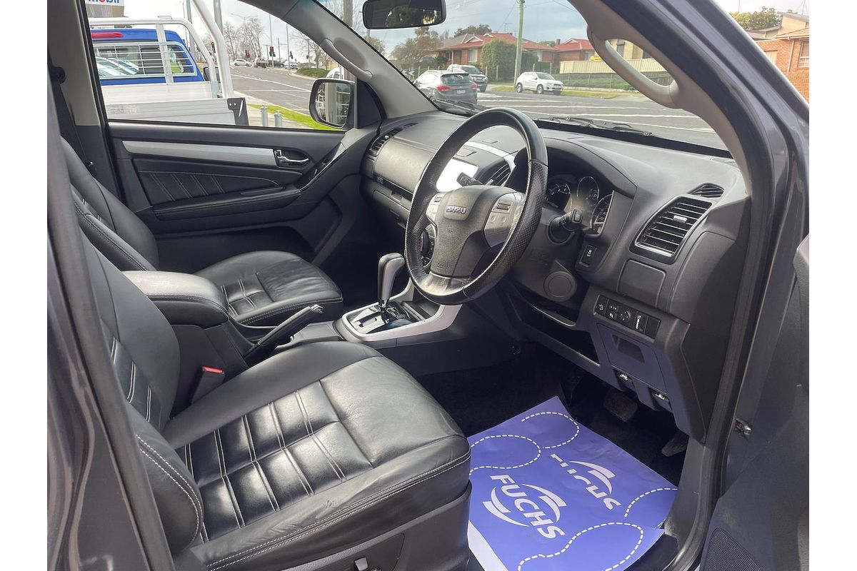 2018 Isuzu MU-X LS-T