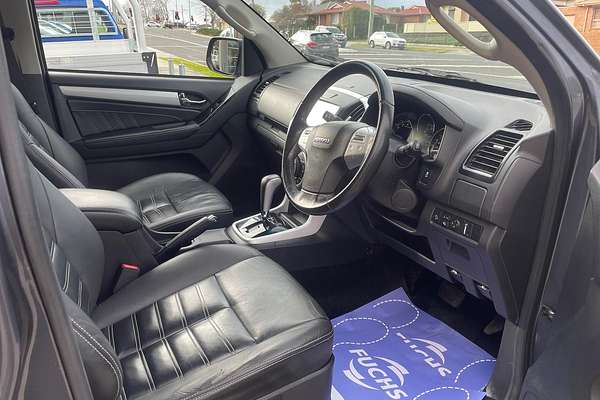2018 Isuzu MU-X LS-T