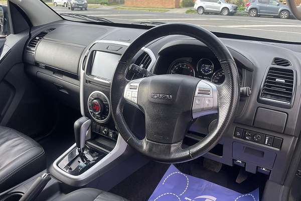 2018 Isuzu MU-X LS-T