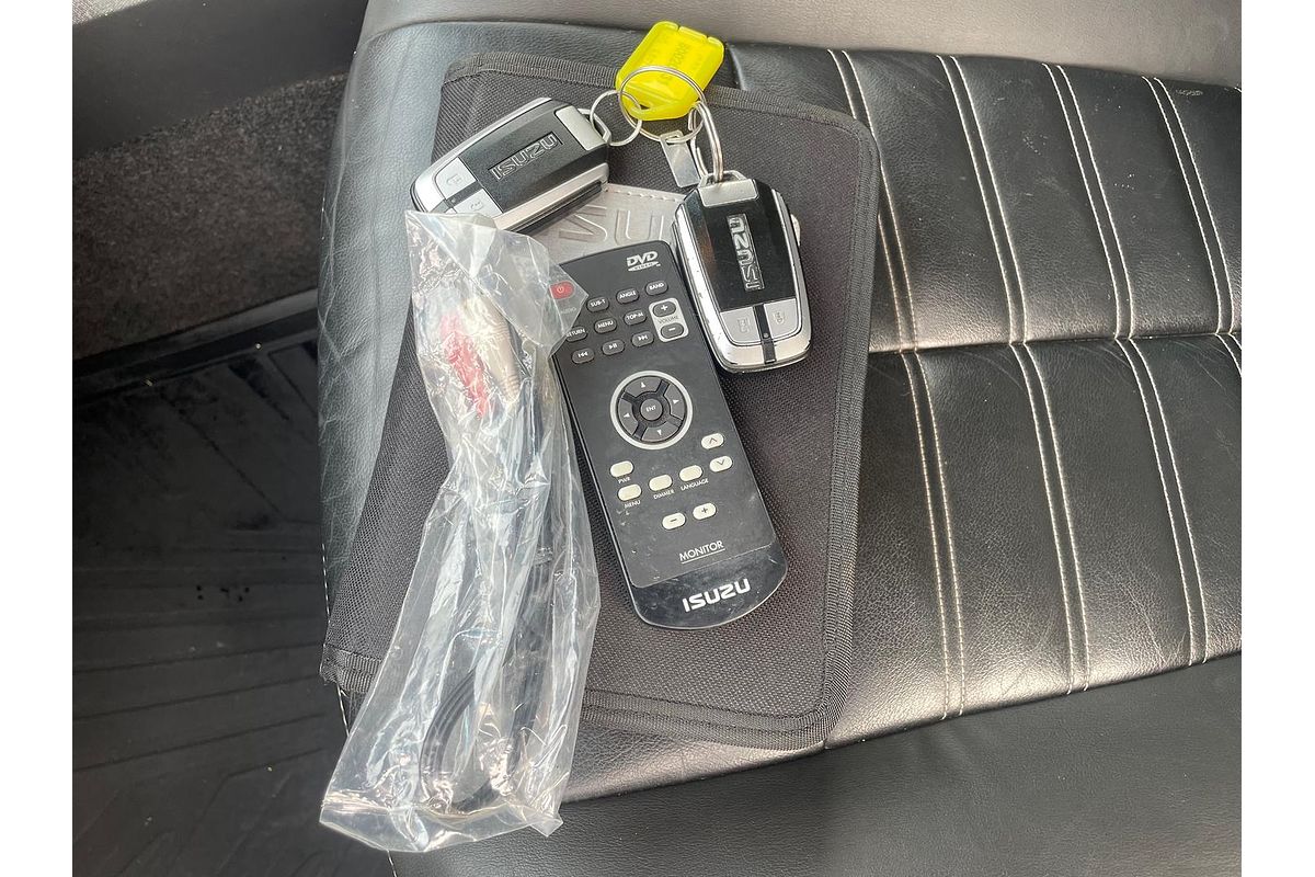 2018 Isuzu MU-X LS-T