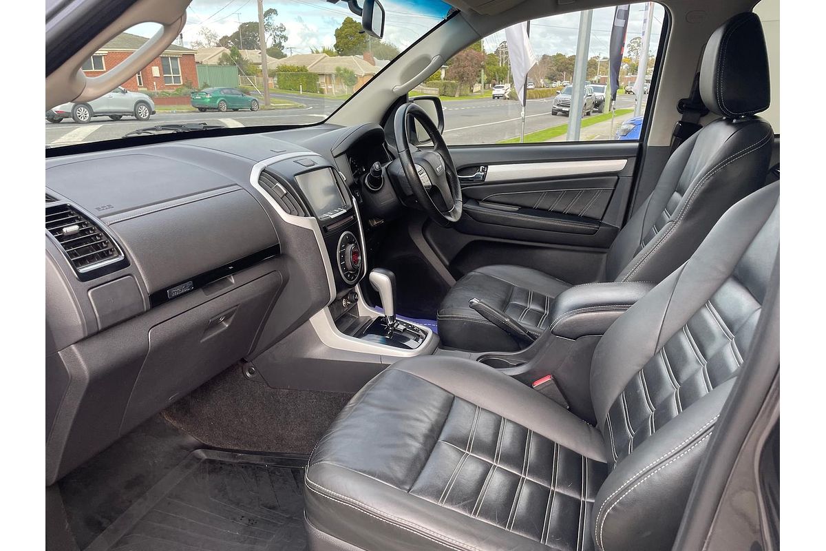 2018 Isuzu MU-X LS-T