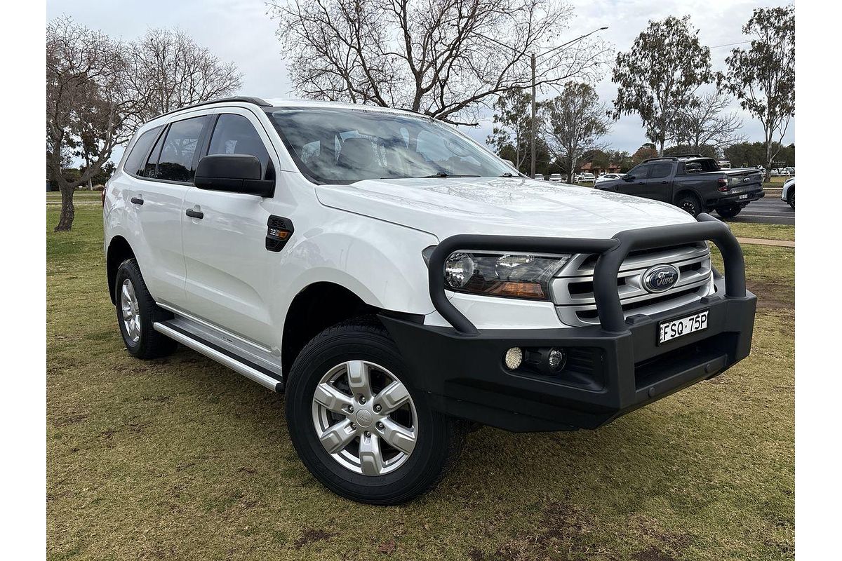 2016 Ford Everest Ambiente UA 3.2L