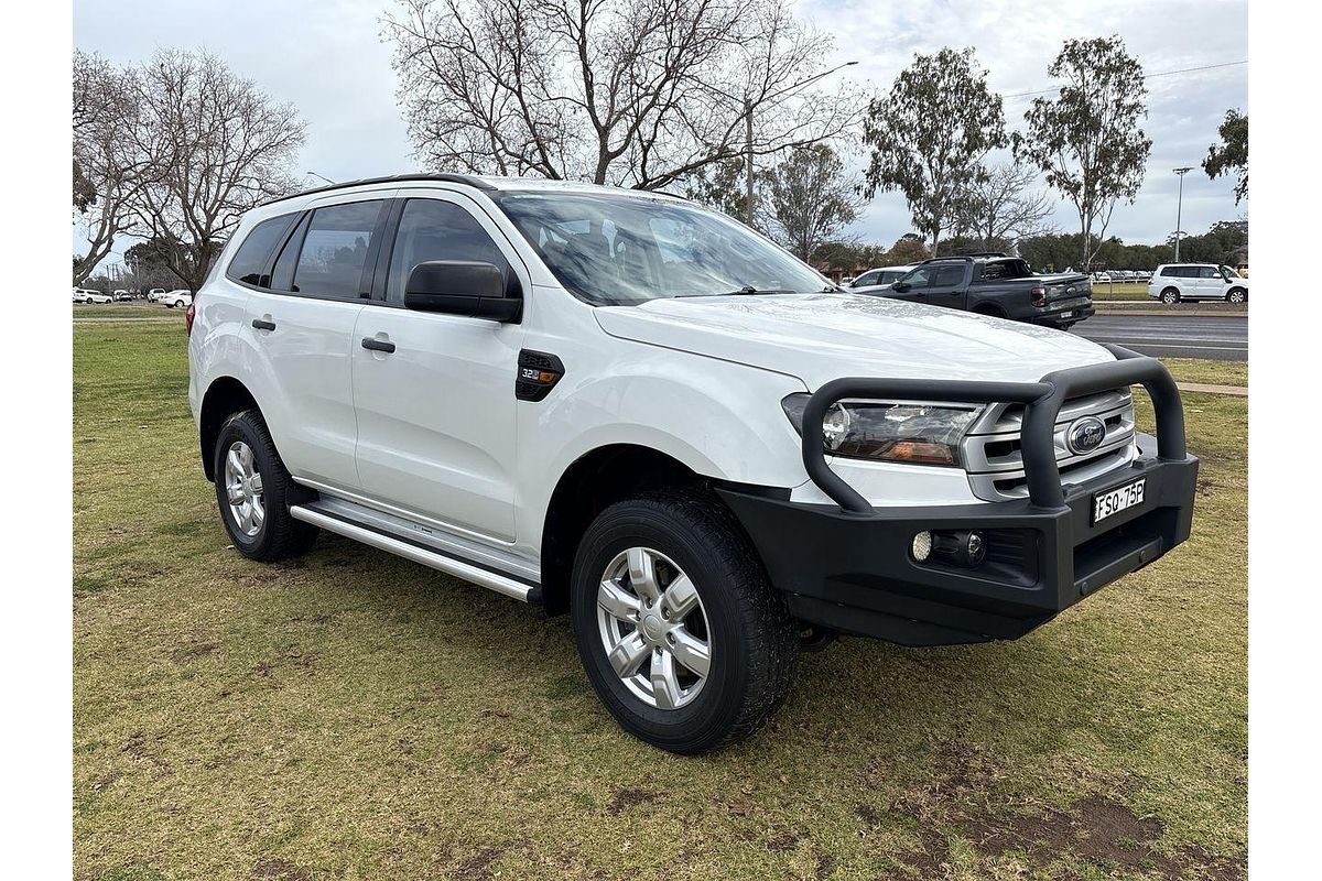 2016 Ford Everest Ambiente UA 3.2L