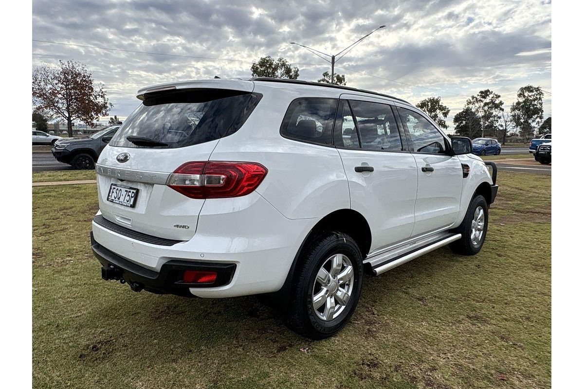 2016 Ford Everest Ambiente UA 3.2L