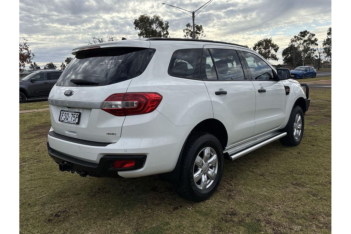 2016 Ford Everest Ambiente UA 3.2L