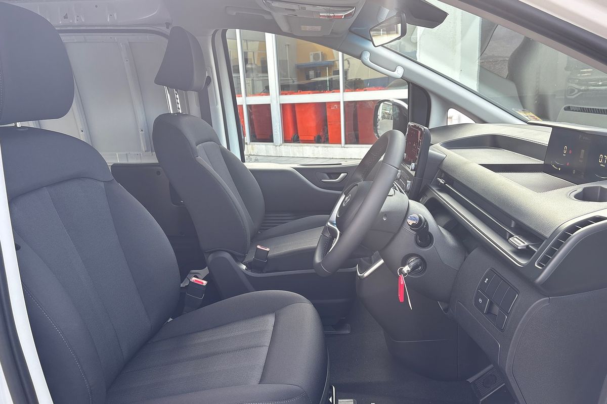2025 Hyundai STARIA LOAD US4.V3