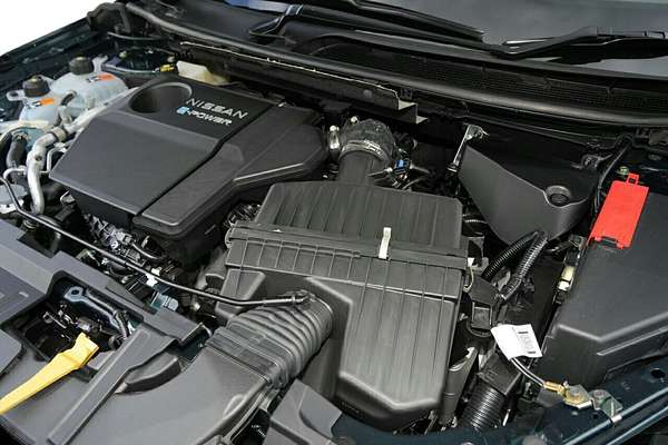 2025 Nissan QASHQAI N-DESIGN e-POWER J12