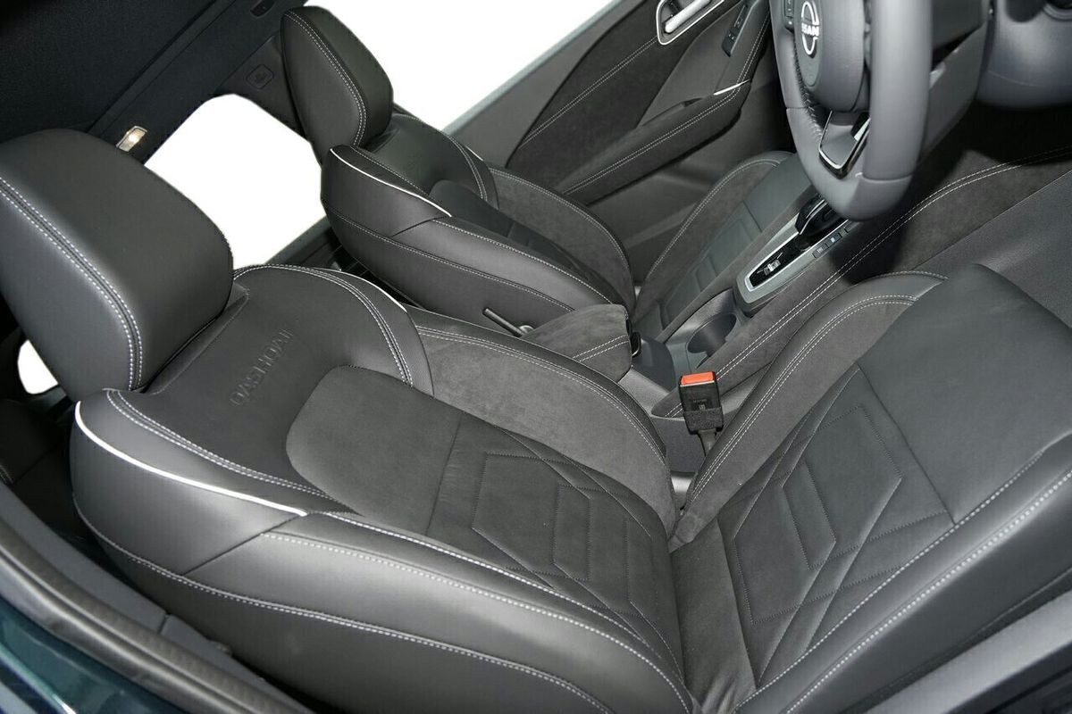 2025 Nissan QASHQAI N-DESIGN e-POWER J12