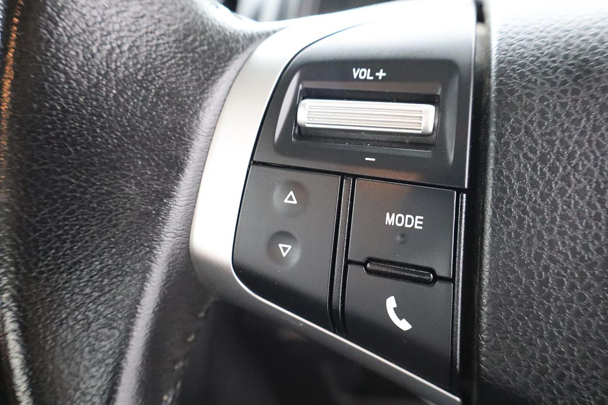 2019 Isuzu D-MAX SX 4X4