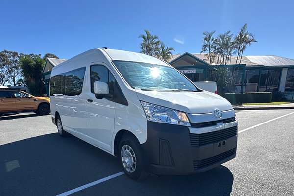 2020 Toyota Hiace Commuter GDH322R
