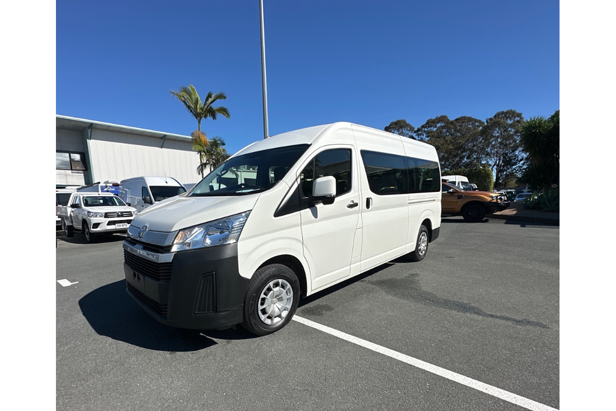 2020 Toyota Hiace Commuter GDH322R