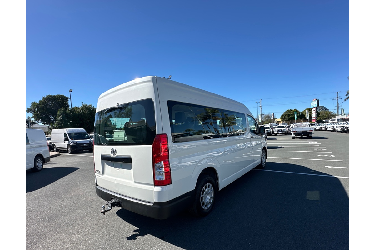 2020 Toyota Hiace Commuter GDH322R